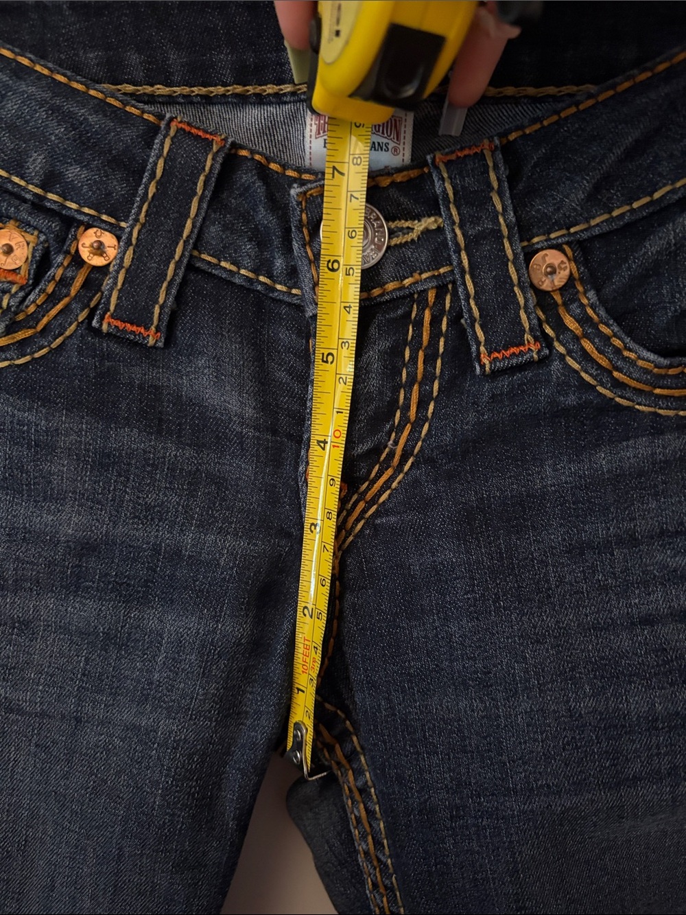 True Religion Women’s Skinny Jeans - Dark Indigo with Contrast Stitching - Picture 6 of 9